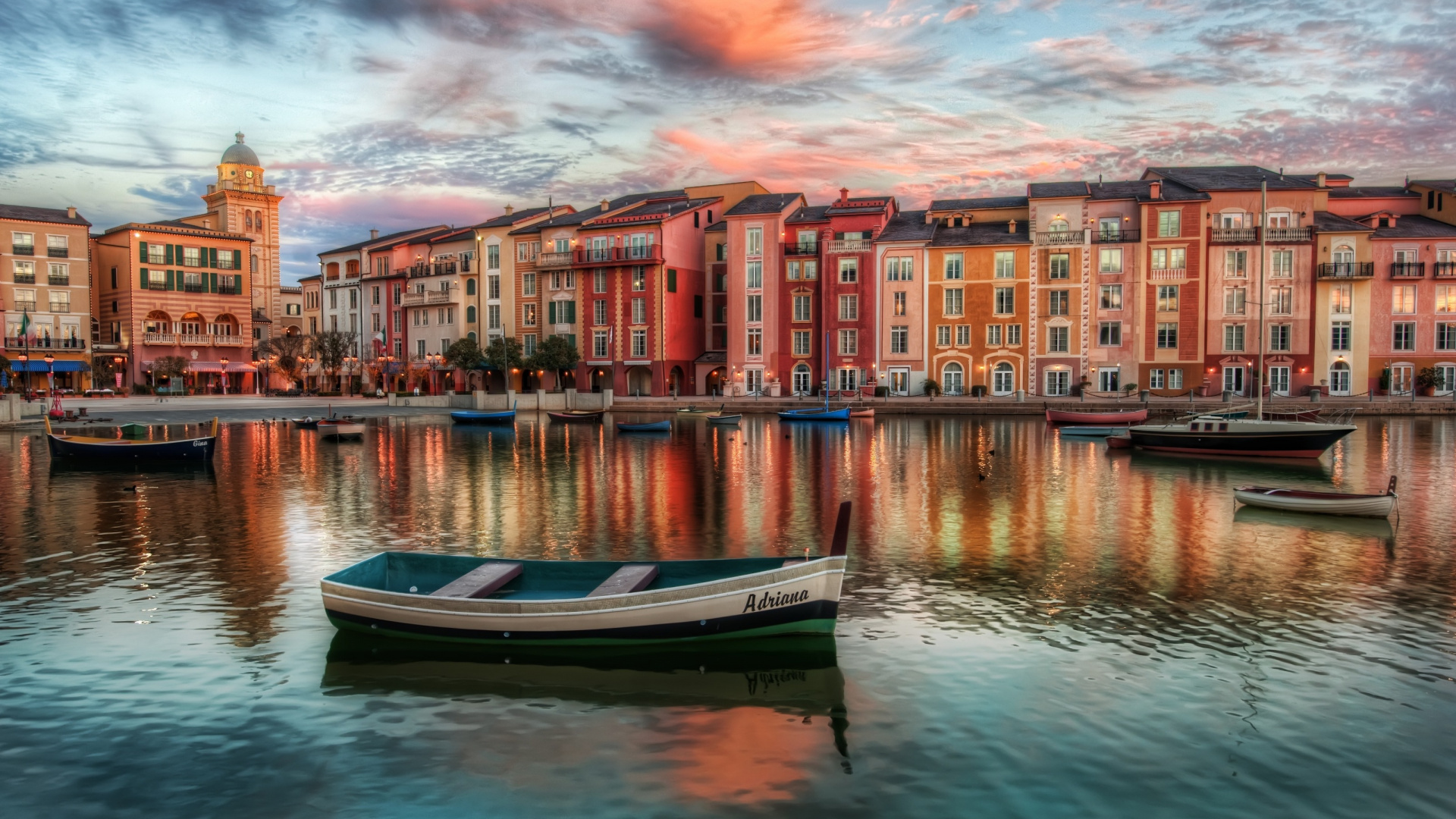 Обои перевозка воды, водный путь, отражение, вода, городок в разрешении 1920x1080