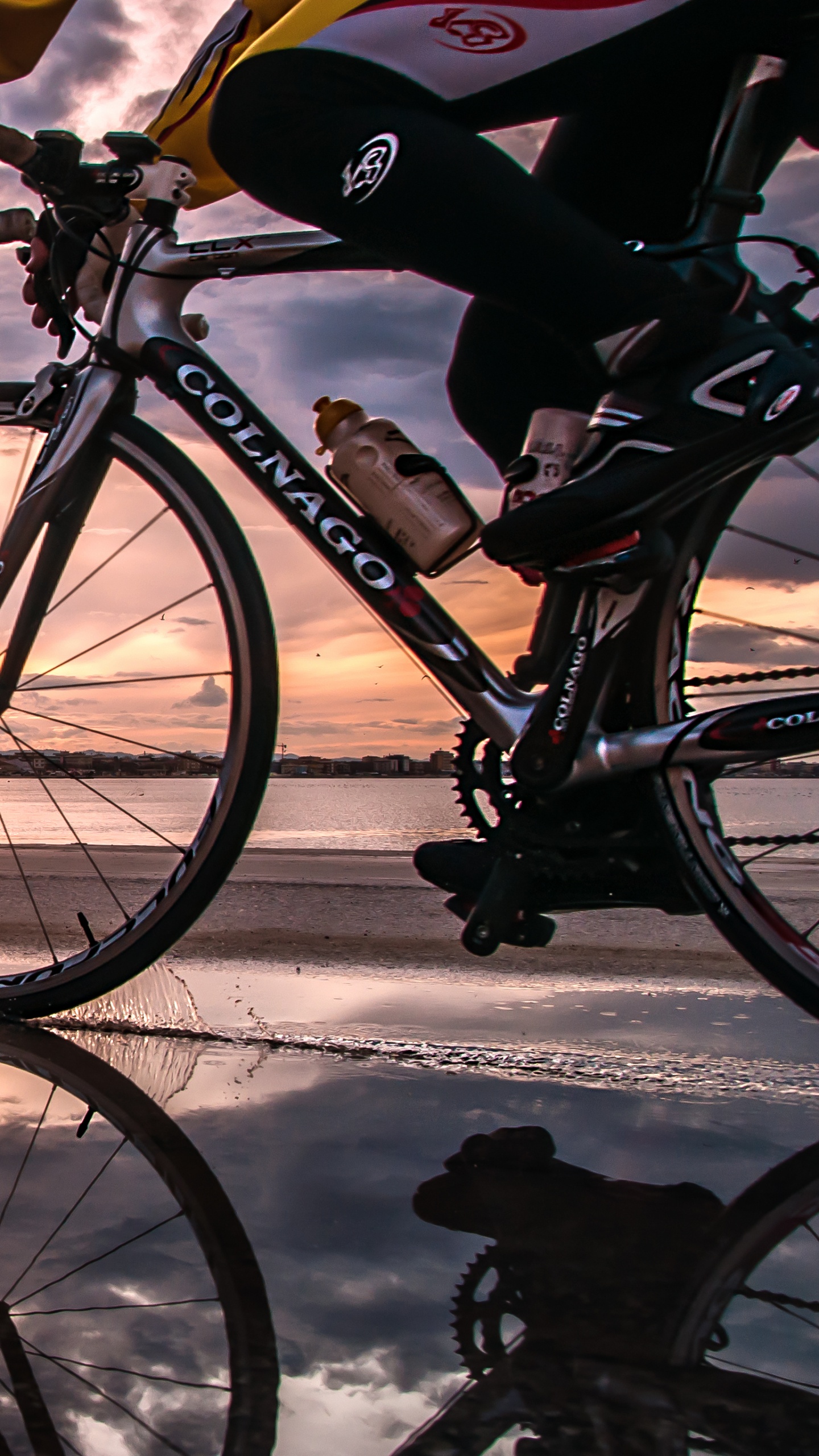 Обои велосипед, дорожный велосипед, Велоспорт, велосипедное колесо, гибридный велосипед в разрешении 1440x2560