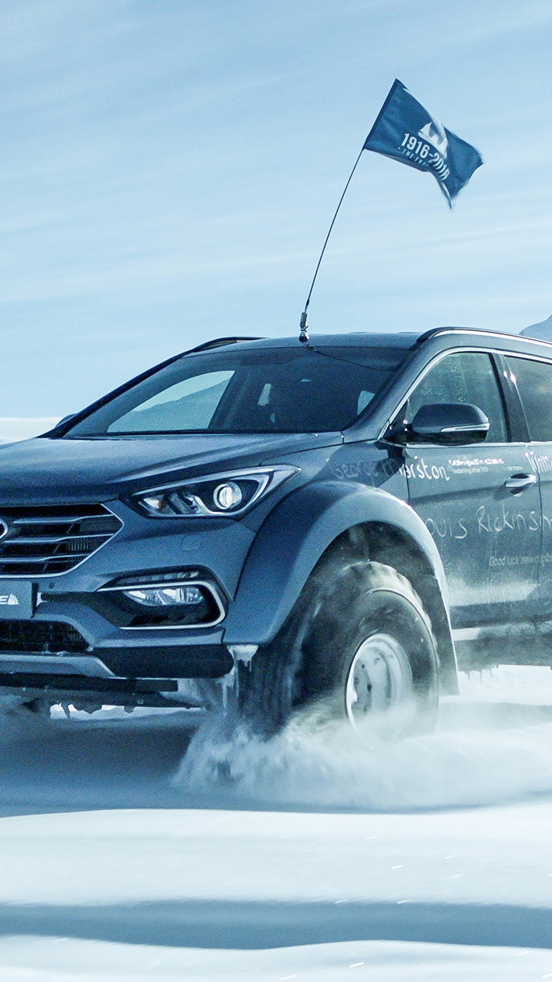 Обои вождение в Антарктиде, Южный полюс, легковые автомобили, Хендай Санта Фе Спорт, Хендэ Мотор Компании в разрешении 1080x1920