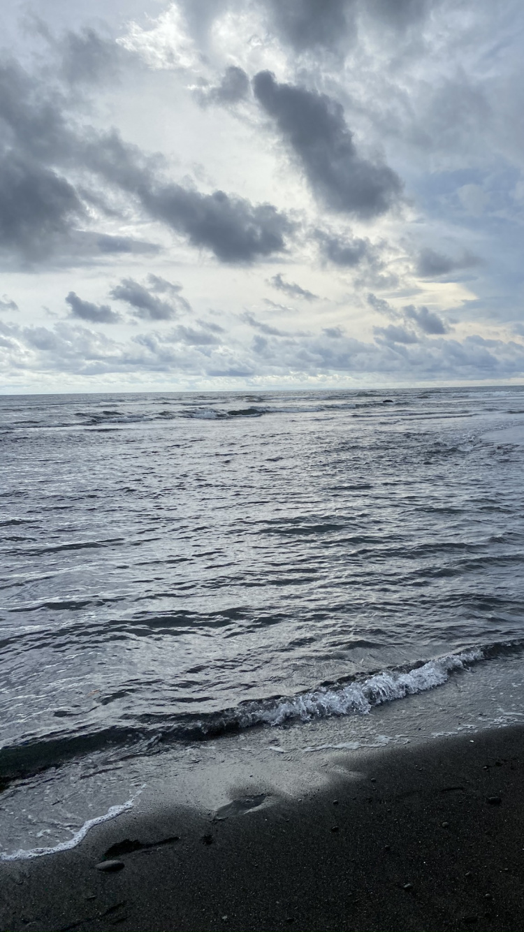 Обои море, вода, океан, ветровая волна, водоем в разрешении 750x1334