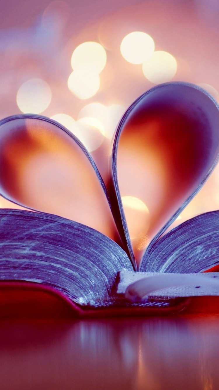 Обои книга, страница, сердце, любовь, пурпур в разрешении 750x1334