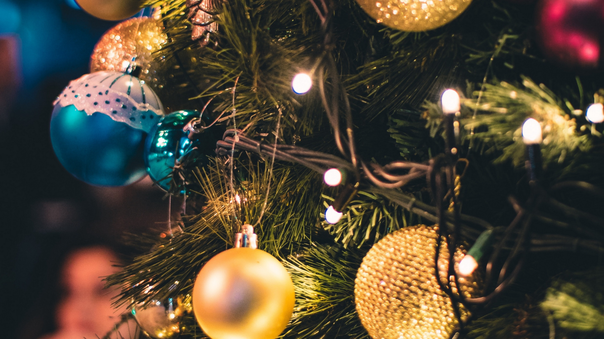 Обои Рождественские огни, Рождество, елка, освещение, рождественские гирлянды в разрешении 1920x1080