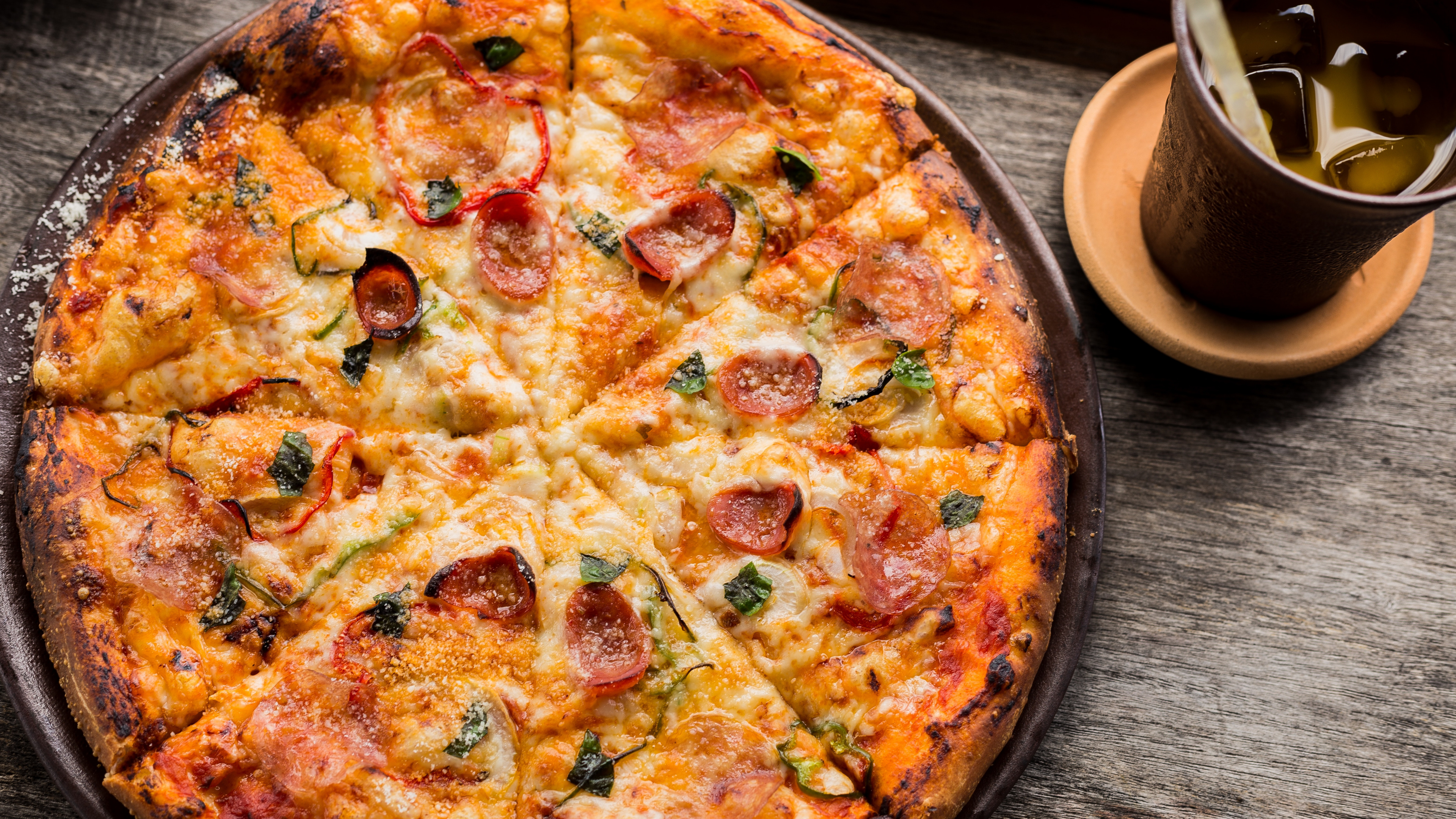 Обои пицца, ресторан, Пицца Хат, блюда, пища в разрешении 3840x2160