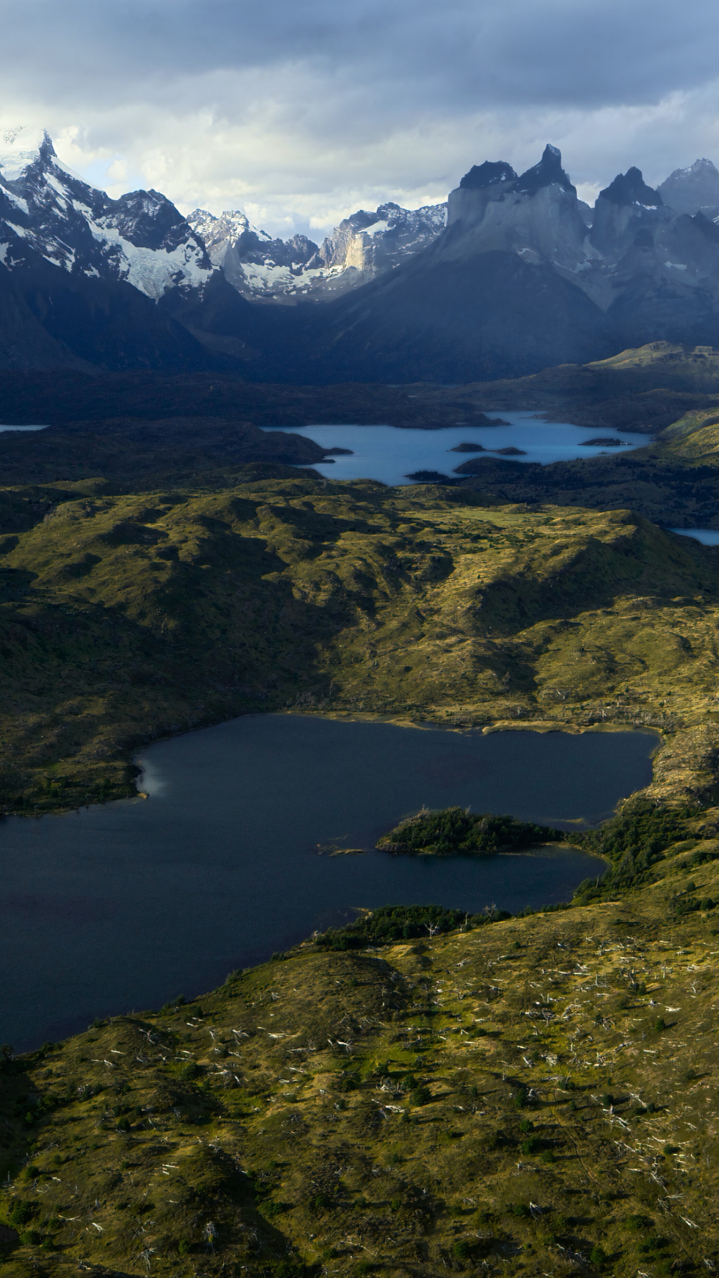 Обои Эпл, макбук Эйр, idownloadблог в разрешении 1440x2560