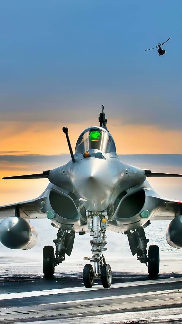 Обои военный самолет, воздушные силы, истребительная авиация, аэрокосмическая техника, Дассо Рафаль в разрешении 720x1280