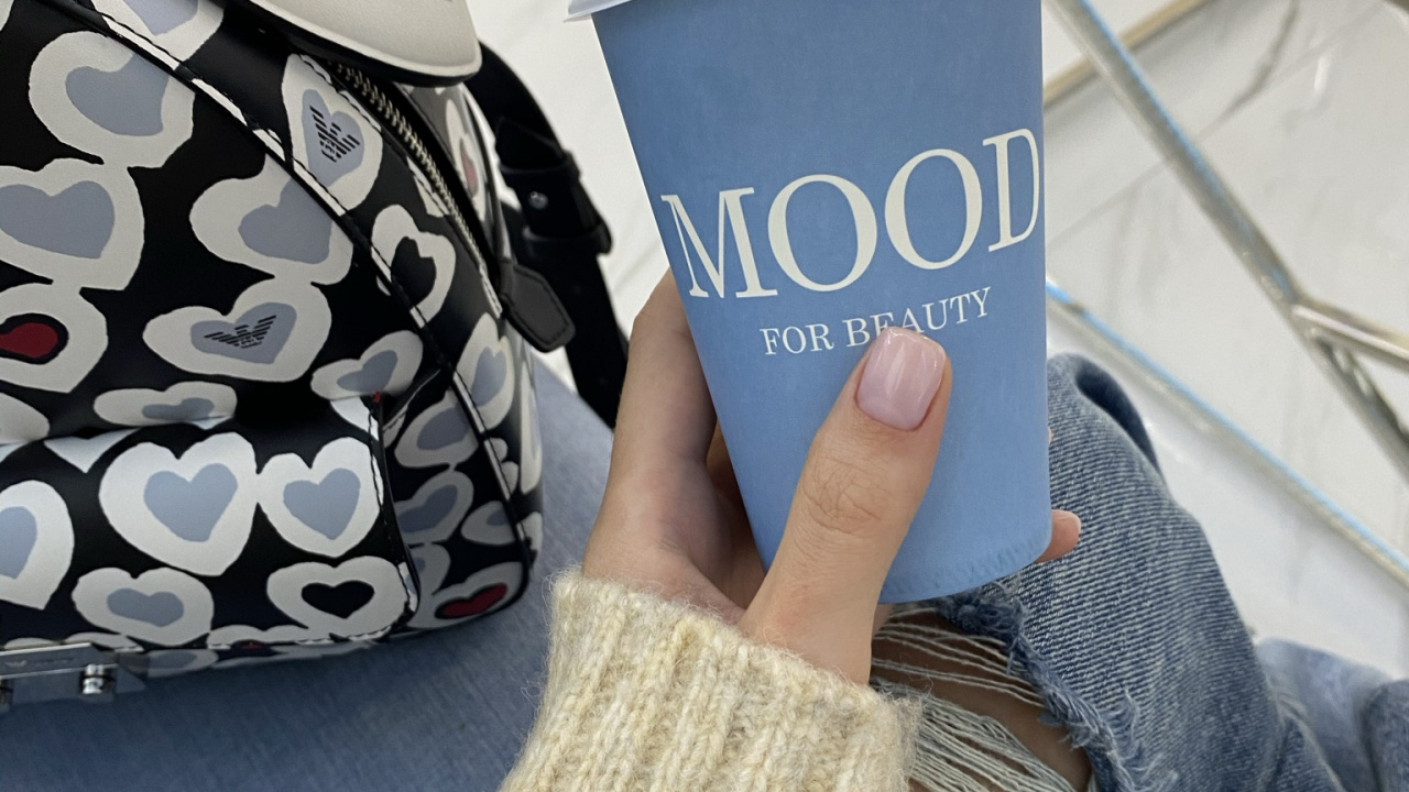 Обои дизайн, ткань, лого, шерстяные вещи, ноготь в разрешении 1280x720