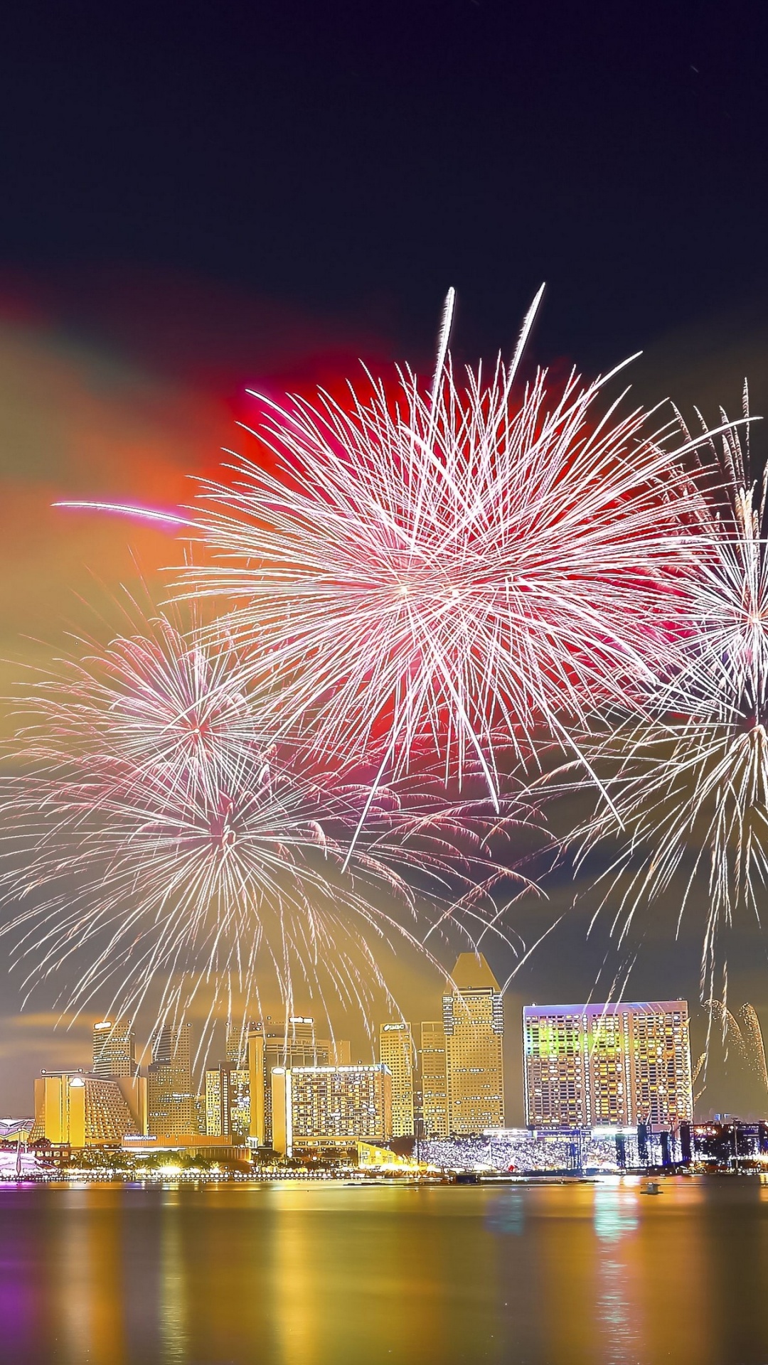 Обои парад, Парад в честь национального дня Сингапура, вода, салют, небоскреб в разрешении 1080x1920
