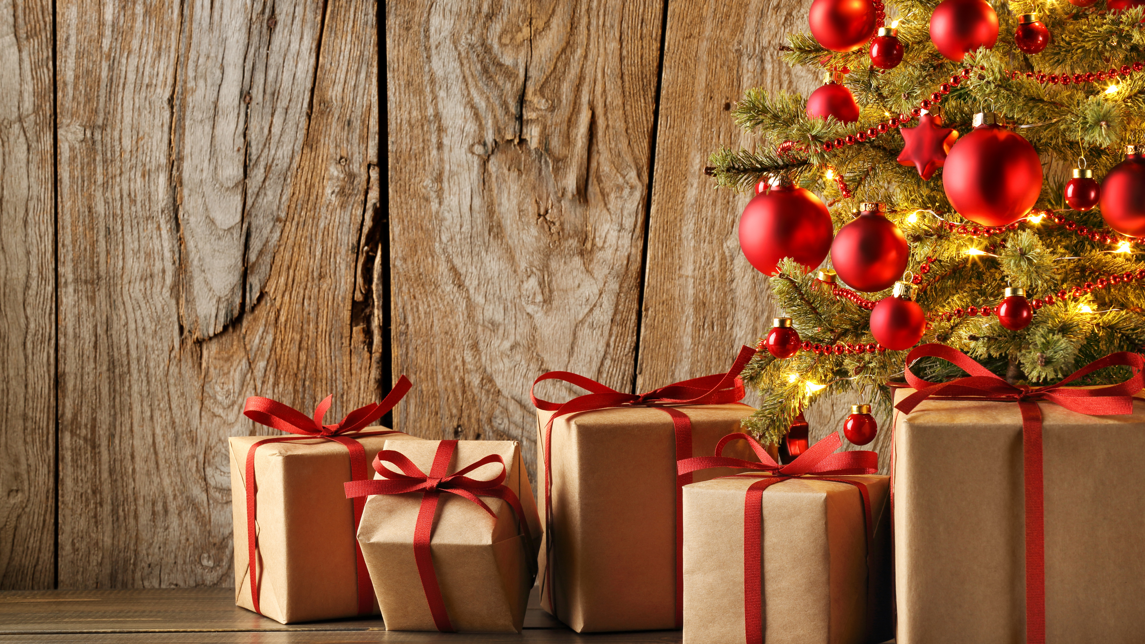 Обои Рождественский день, подарок, рождественский орнамент, подарочная упаковка, Новый год в разрешении 3840x2160