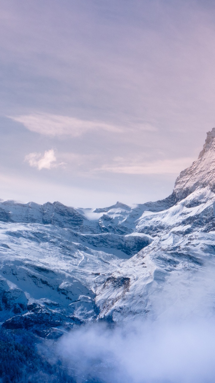 Обои гора, горный рельеф, горный хребет, хребет, массив в разрешении 720x1280