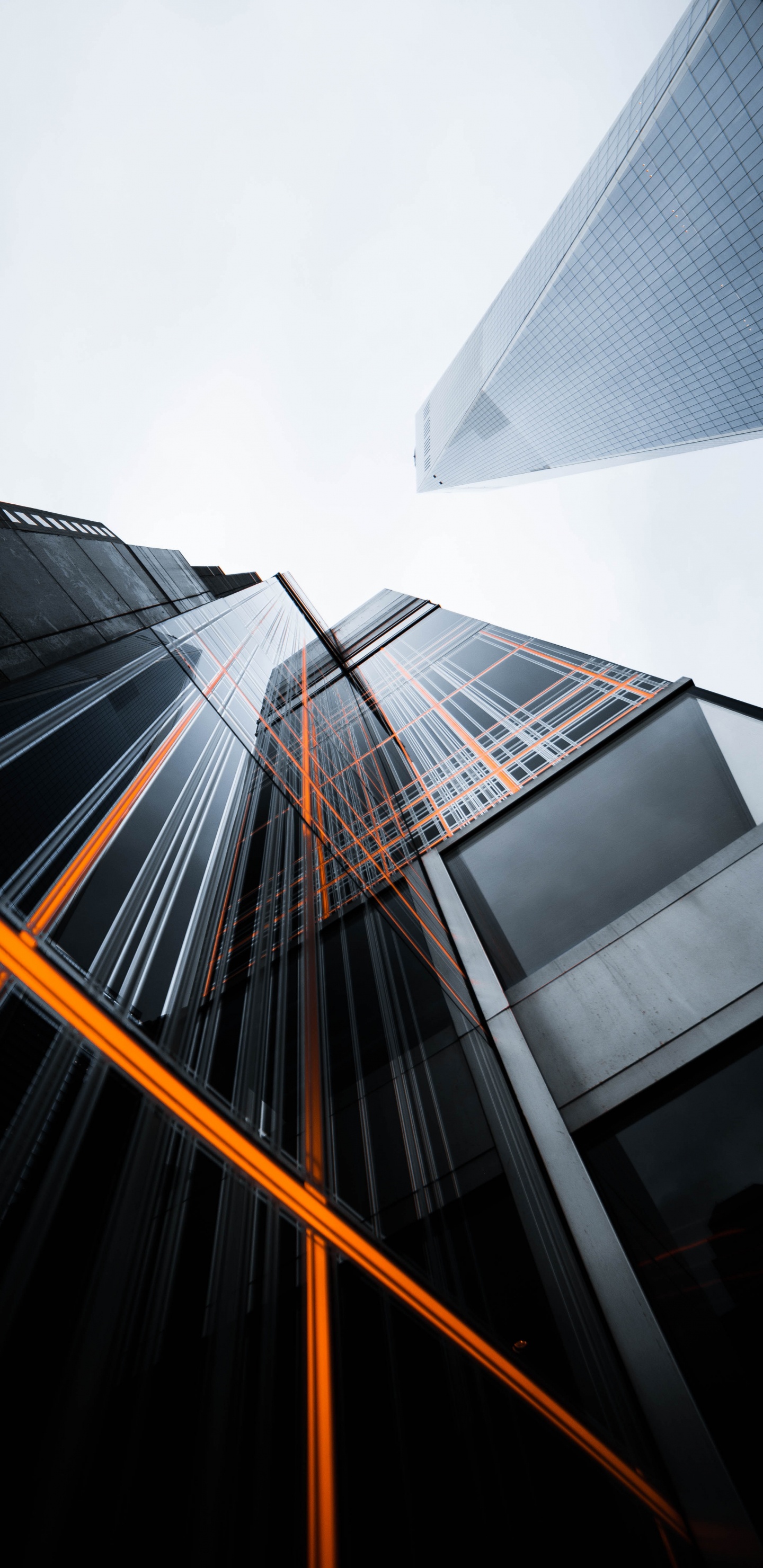 Обои дневное время, небоскреб, небо, дневное освещение, линия в разрешении 1440x2960