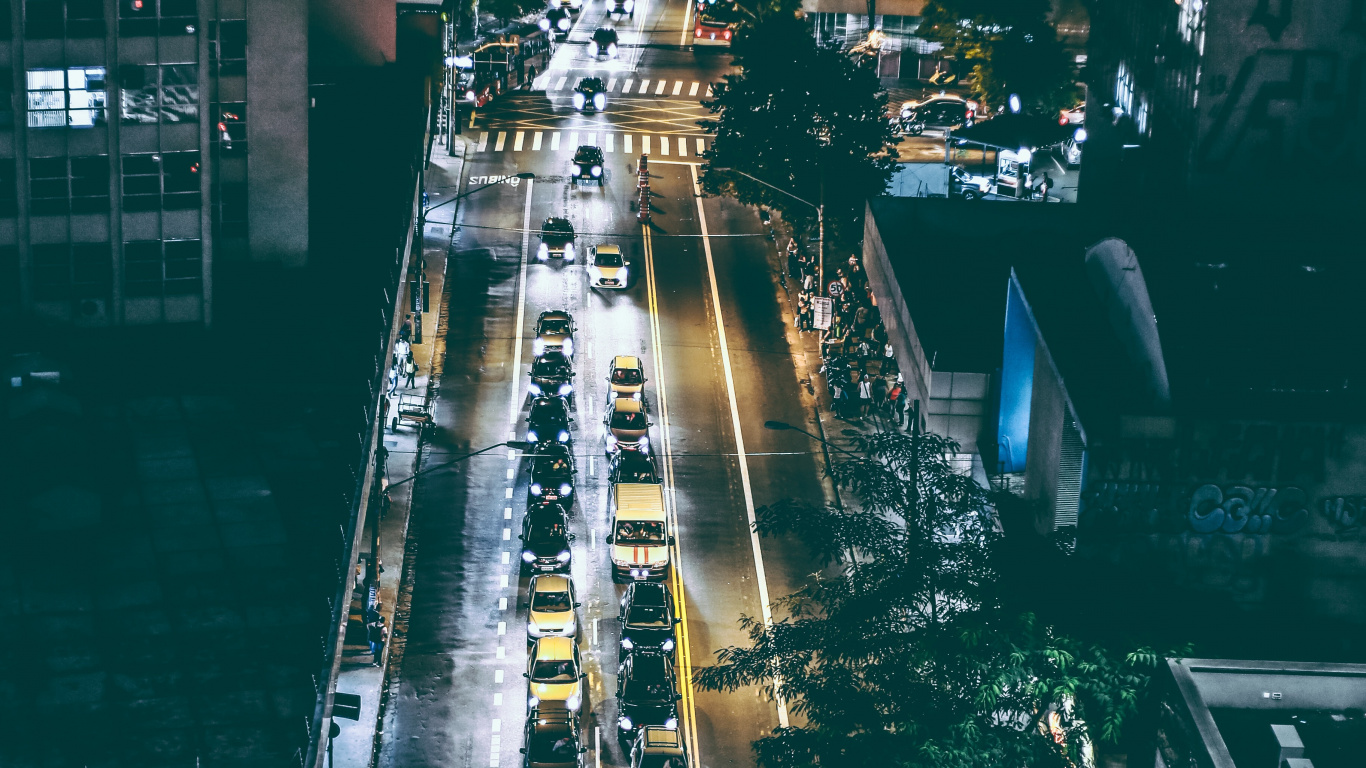 Обои Квин Плаза Кай Хоа, легковые автомобили, здание, инфраструктура, электричество в разрешении 1366x768