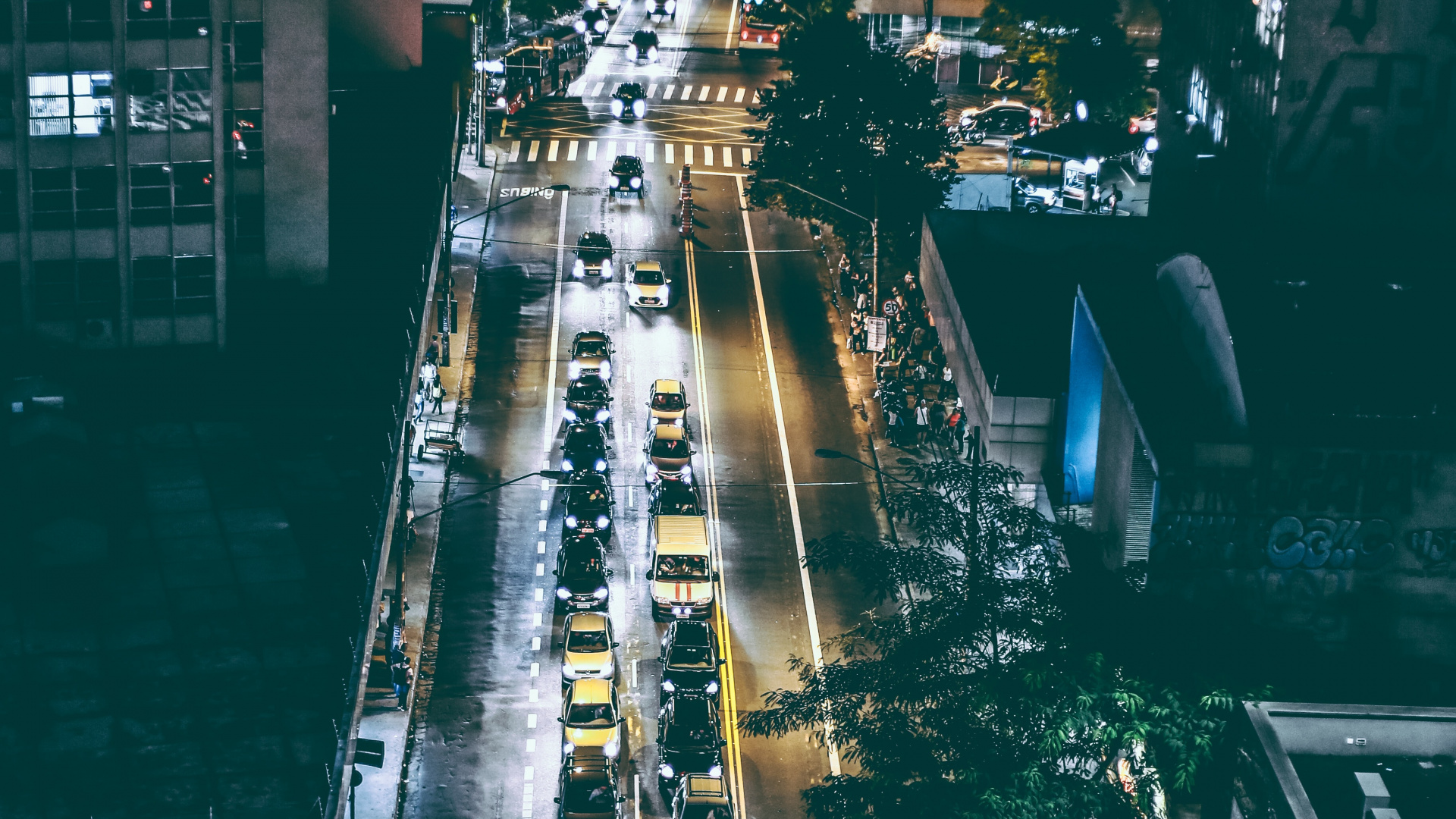 Обои Квин Плаза Кай Хоа, легковые автомобили, здание, инфраструктура, электричество в разрешении 1920x1080