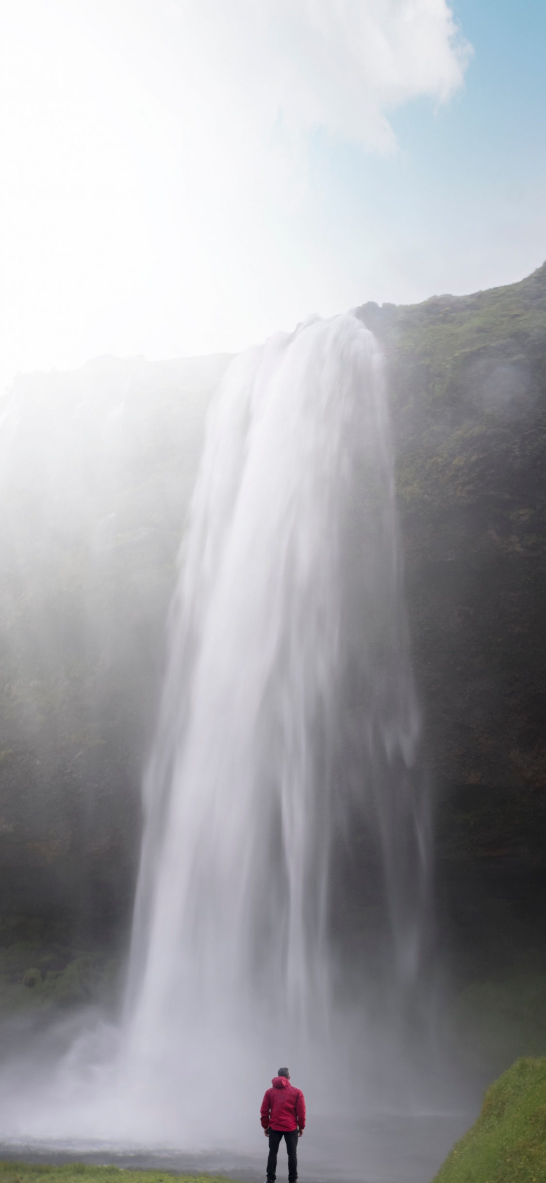 Обои водопад, водоток, гидроресурсы, вода, нагорье в разрешении 1125x2436