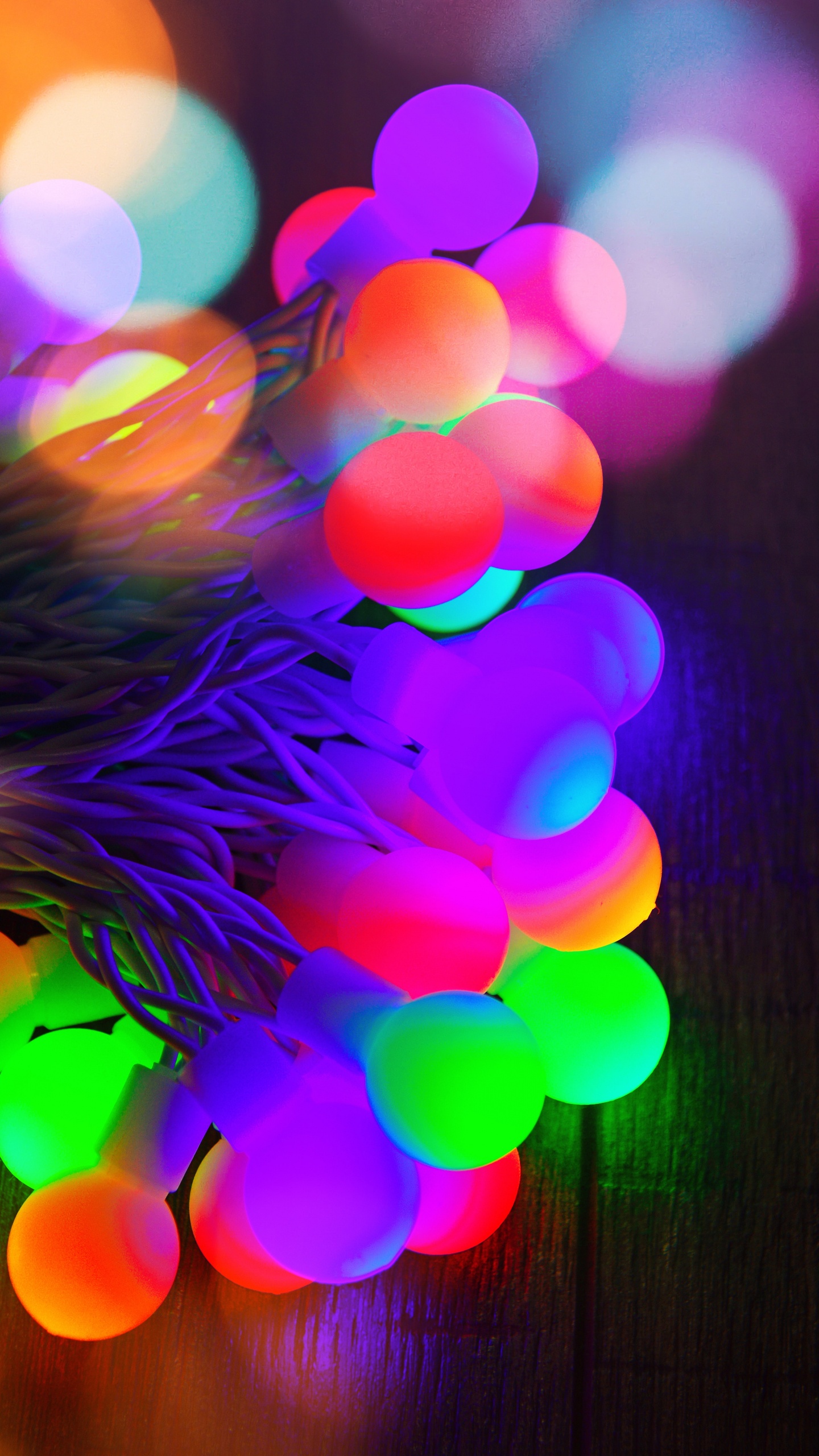 Обои свет, пурпур, розовый, освещение, красочность в разрешении 1440x2560