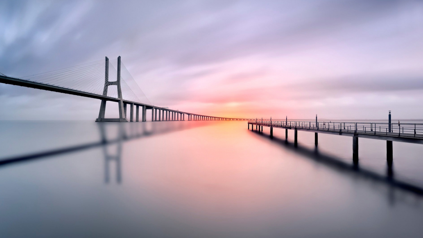 Обои мост, вода, Пирс, горизонт, отражение в разрешении 1366x768