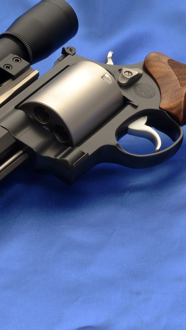Обои орудие, огнестрельное оружие, триггер, револьвер, пневматическое оружие в разрешении 720x1280