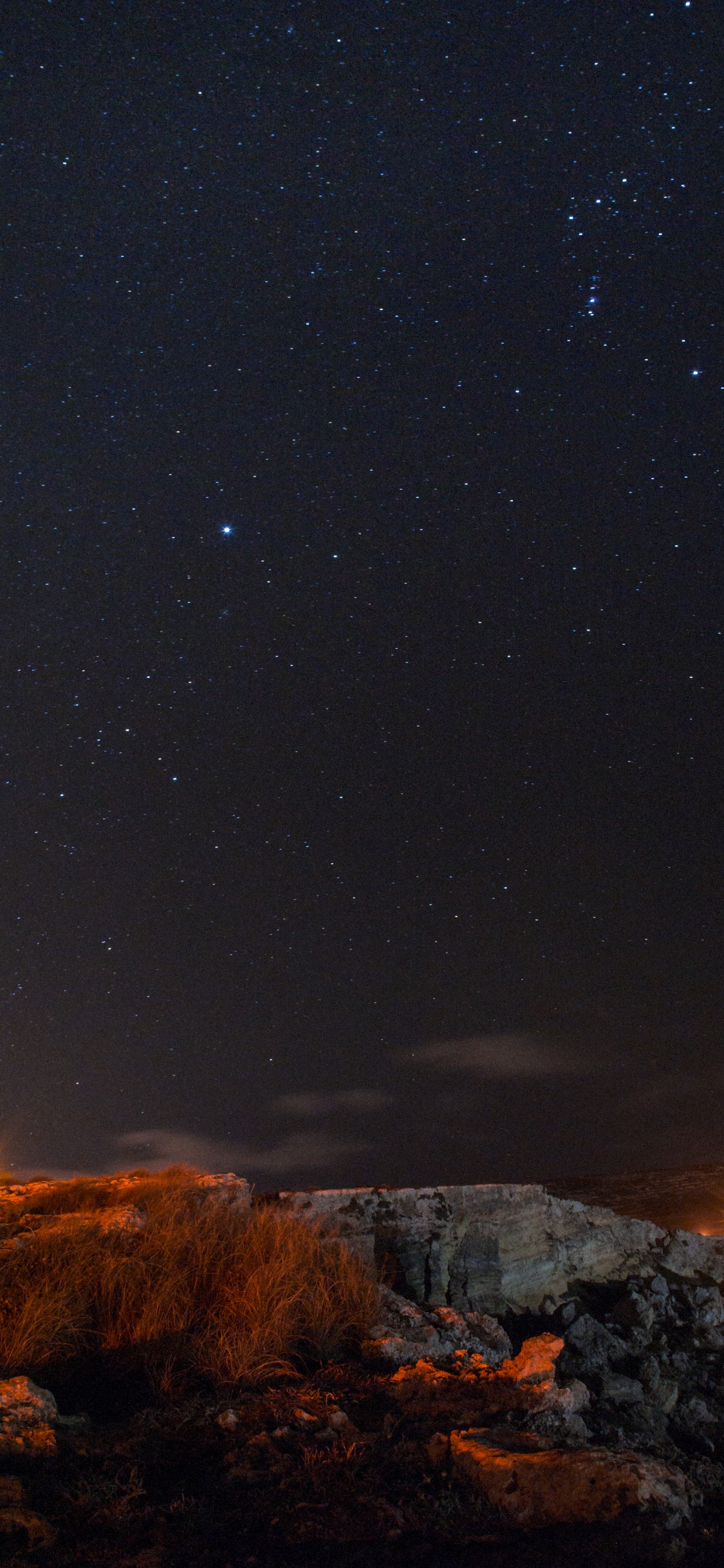 Обои астрономический объект, горизонт, ночь, утверждение, небо в разрешении 1125x2436