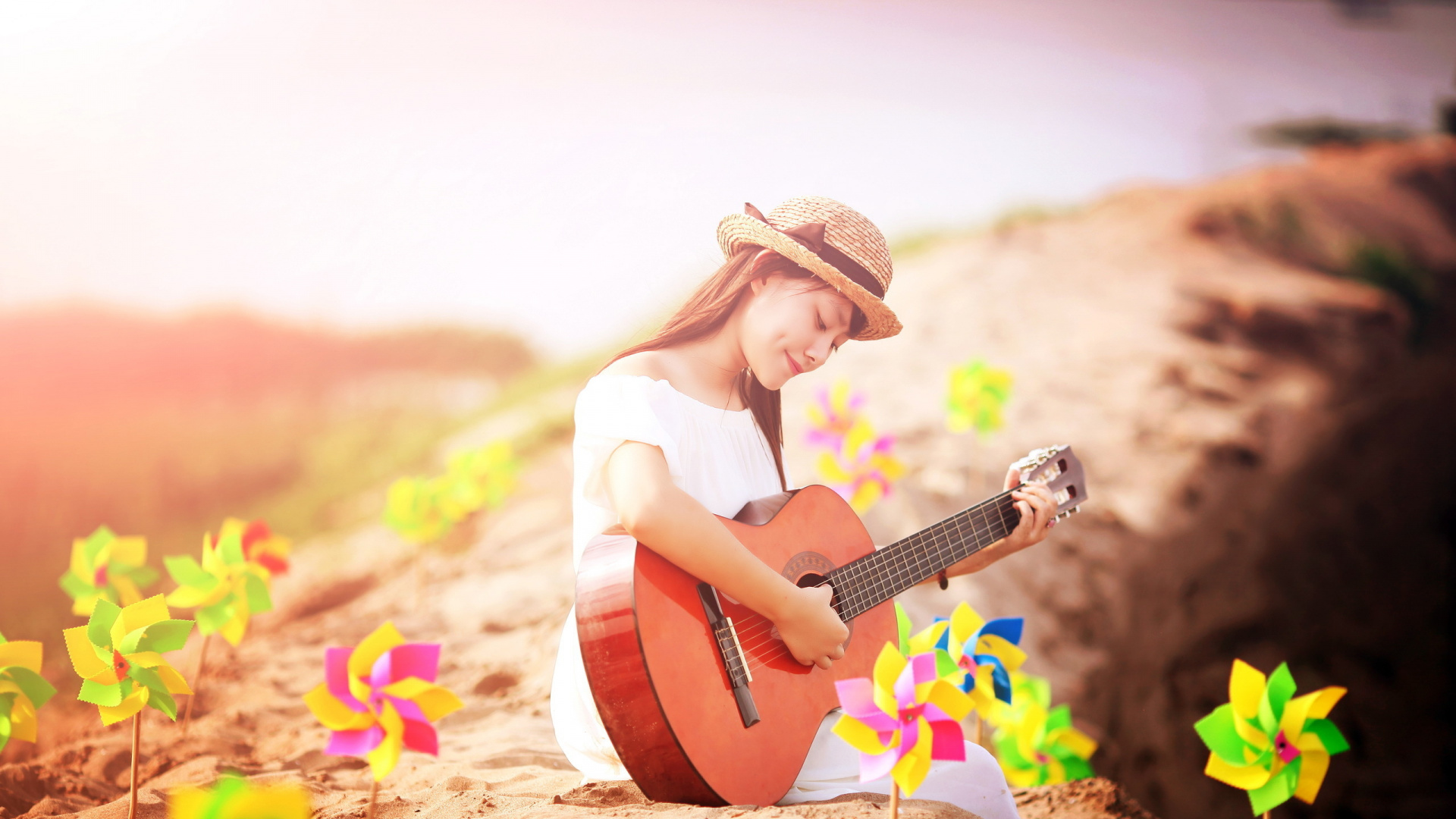 Обои гитара, солнечный свет, лето, забава, девушка в разрешении 1920x1080