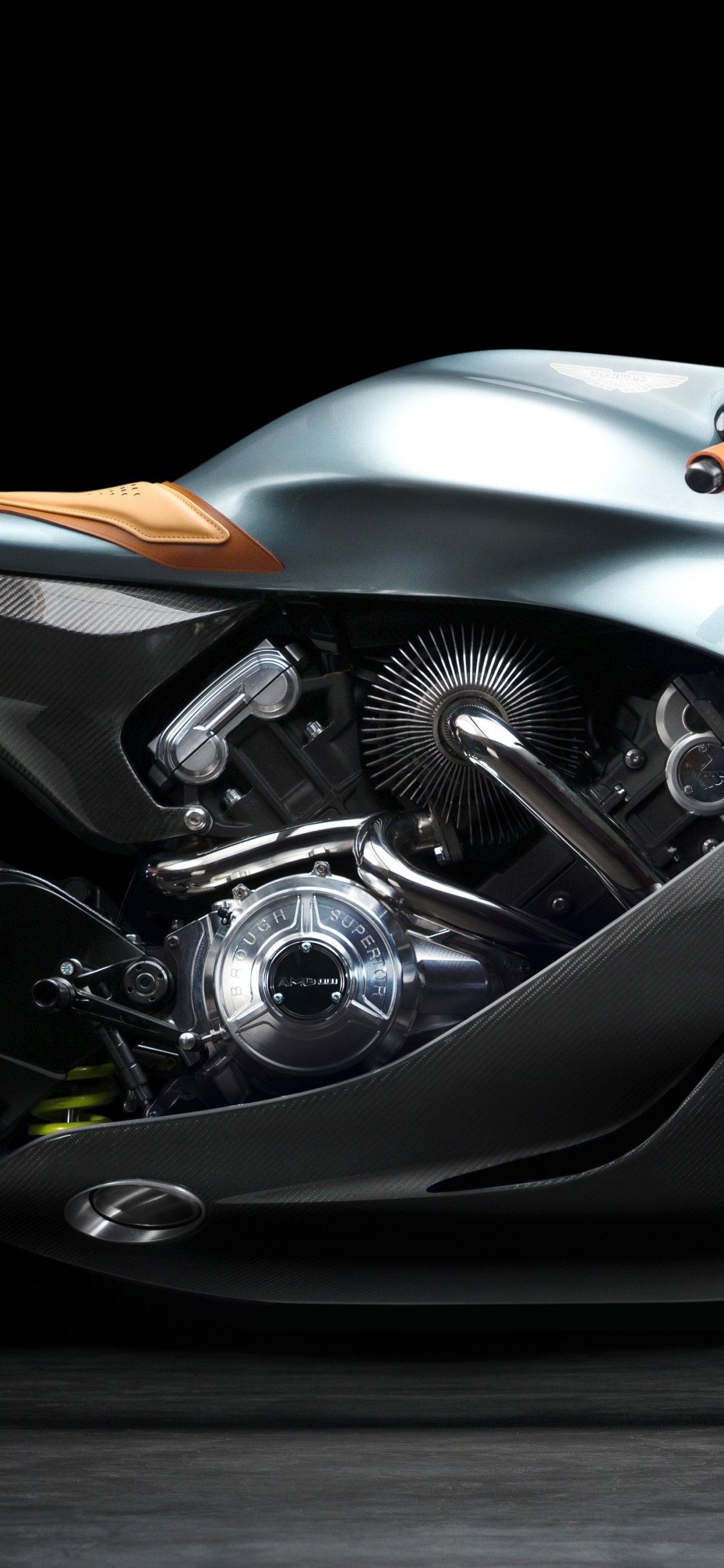 Обои мотоцикл aston martin, Астон Мартин, легковые автомобили, спорткар, мотоцикл в разрешении 1125x2436