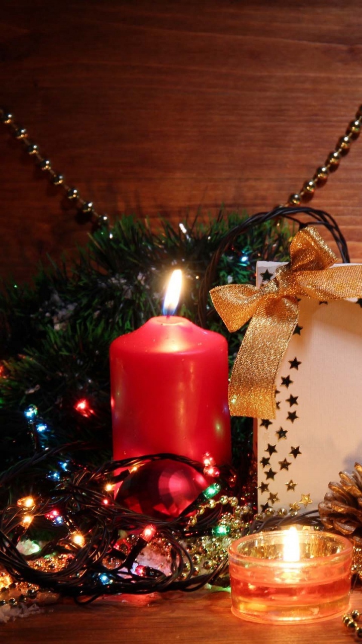 Обои Рождественский день, Рождественские украшения, праздник, освещение, Рождество в разрешении 720x1280