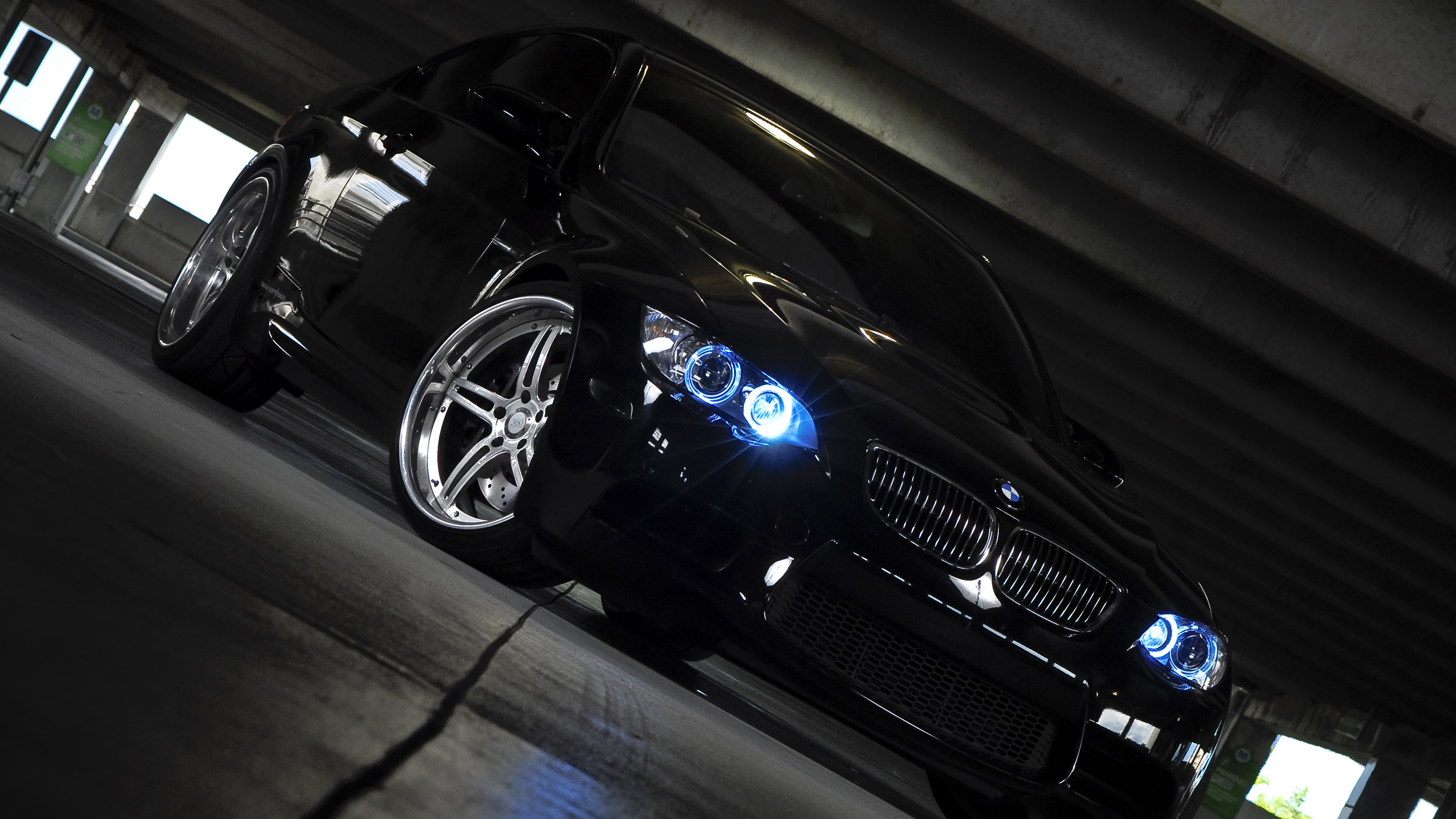 BMW e92 черные фары