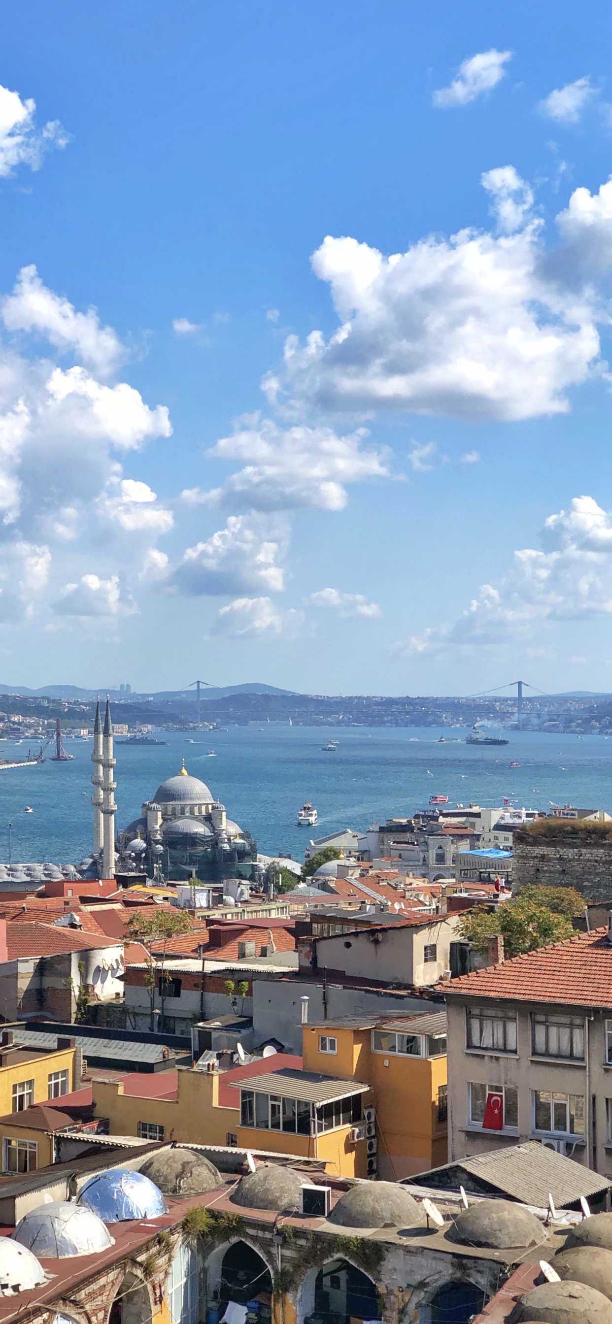 Обои крыша, Хаус, кучевое облако, море, побережье в разрешении 1242x2688