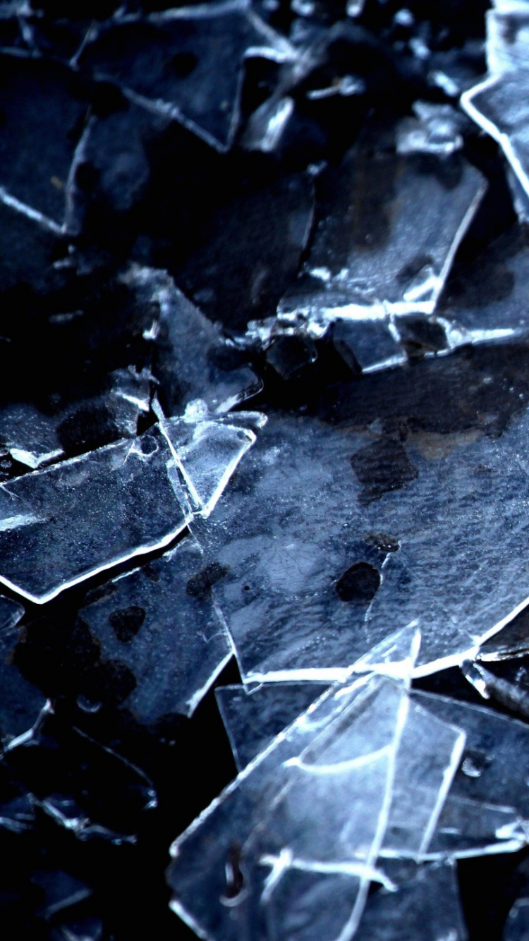 Обои вода, синий, лед, кристалл, металл в разрешении 750x1334
