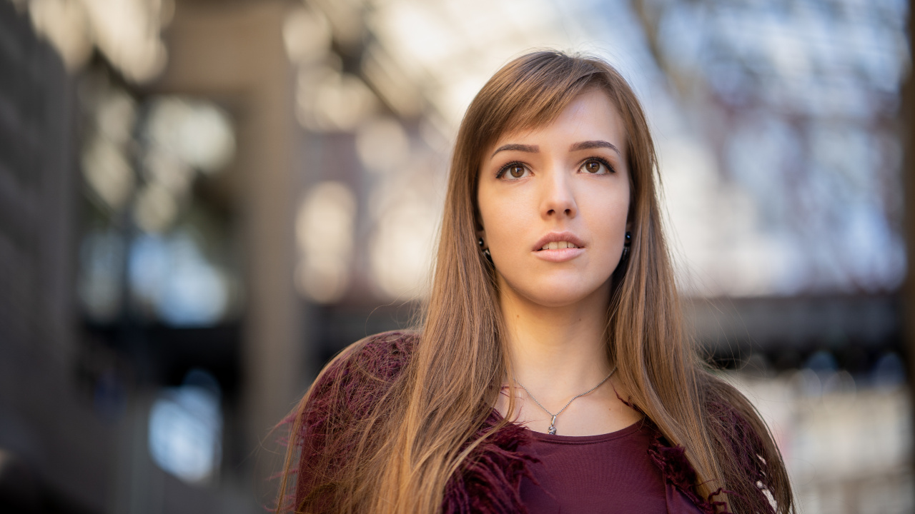 Обои красота, модель, лицо, волосы, кожа в разрешении 1280x720