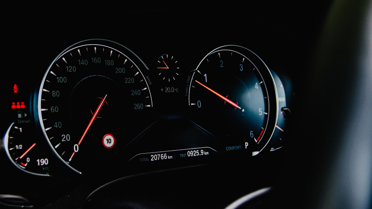 Обои авто, спидометр, автомобильные запчасти, тахометр, измерительный прибор в разрешении 1280x720