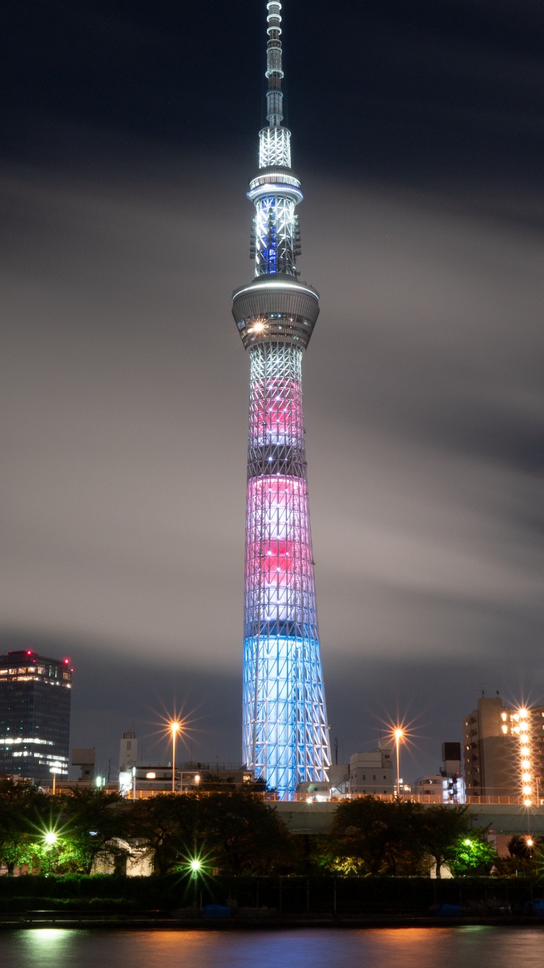 Обои токийская башня, вышка, ночь, ориентир, город в разрешении 1080x1920