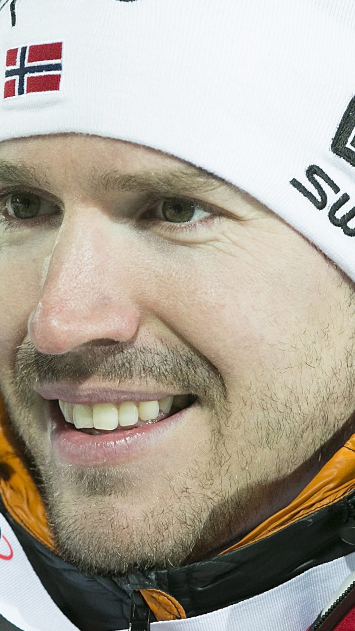 Обои биатлон, зимняя олимпиада 2014, зимний спорт, лыжи, горные лыжи в разрешении 720x1280