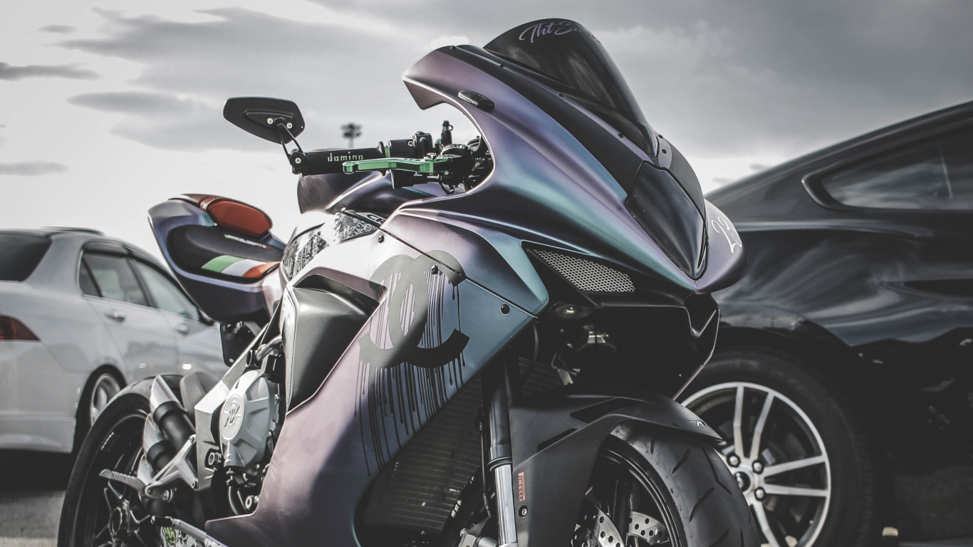 Обои мотоцикл, гонки на мотоциклах, велосипед, спортивный мотоцикл, шина в разрешении 1366x768