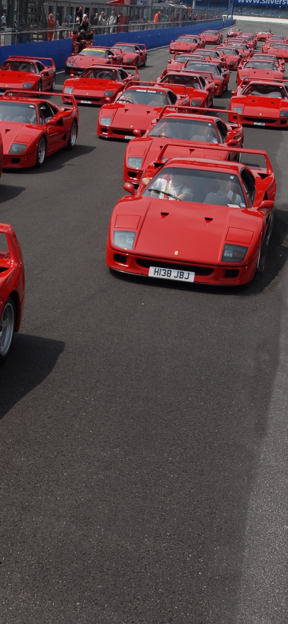 Обои Феррари ф40, laferrari, спорткар, авто, Ferrari в разрешении 1125x2436