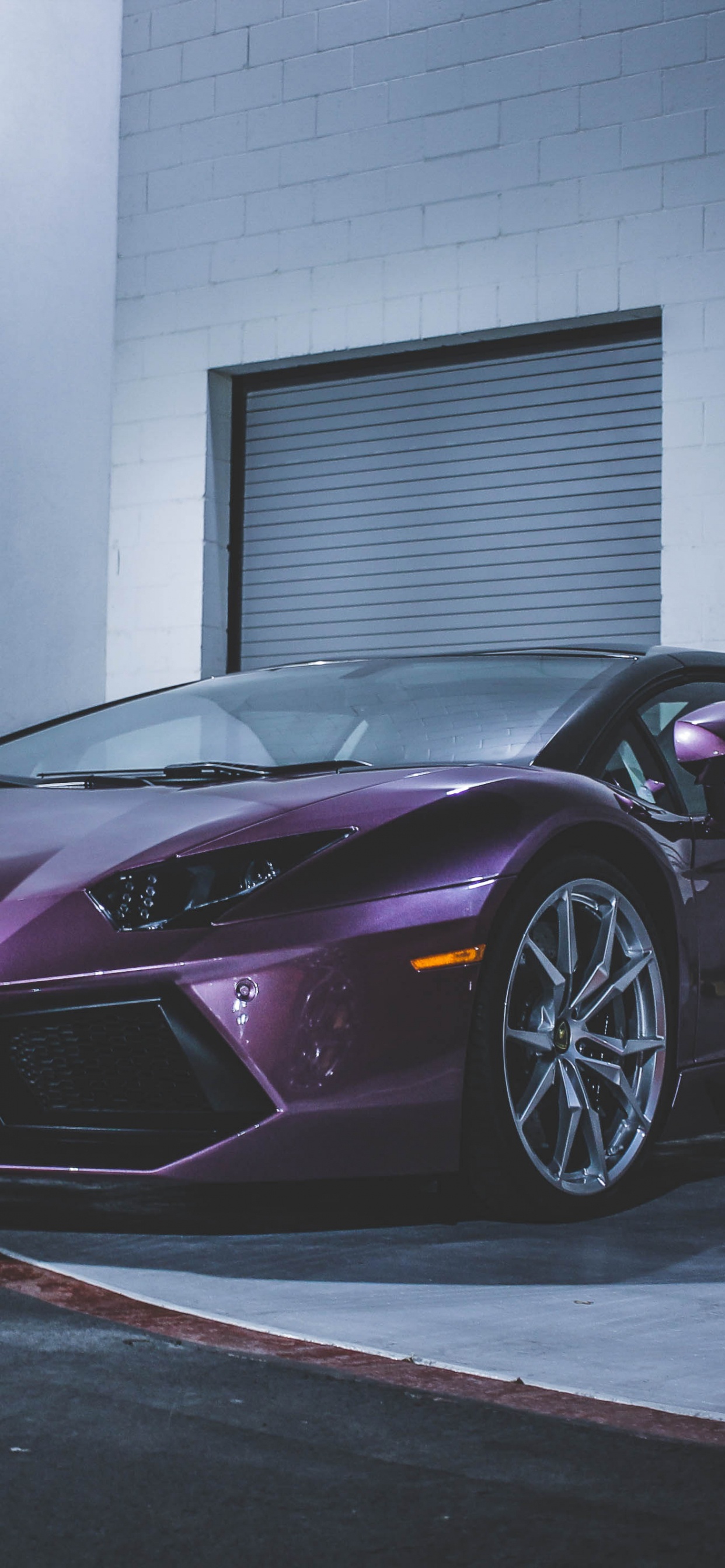 Обои Ламборгини авентадор, спорткар, авто, Ламборджини, суперкар в разрешении 1242x2688