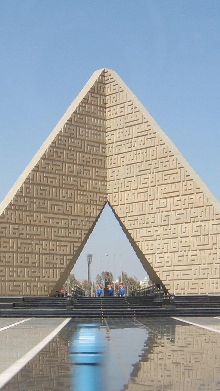 Обои Луксор, ориентир, памятник, пирамида, национальный исторический памятник в разрешении 720x1280