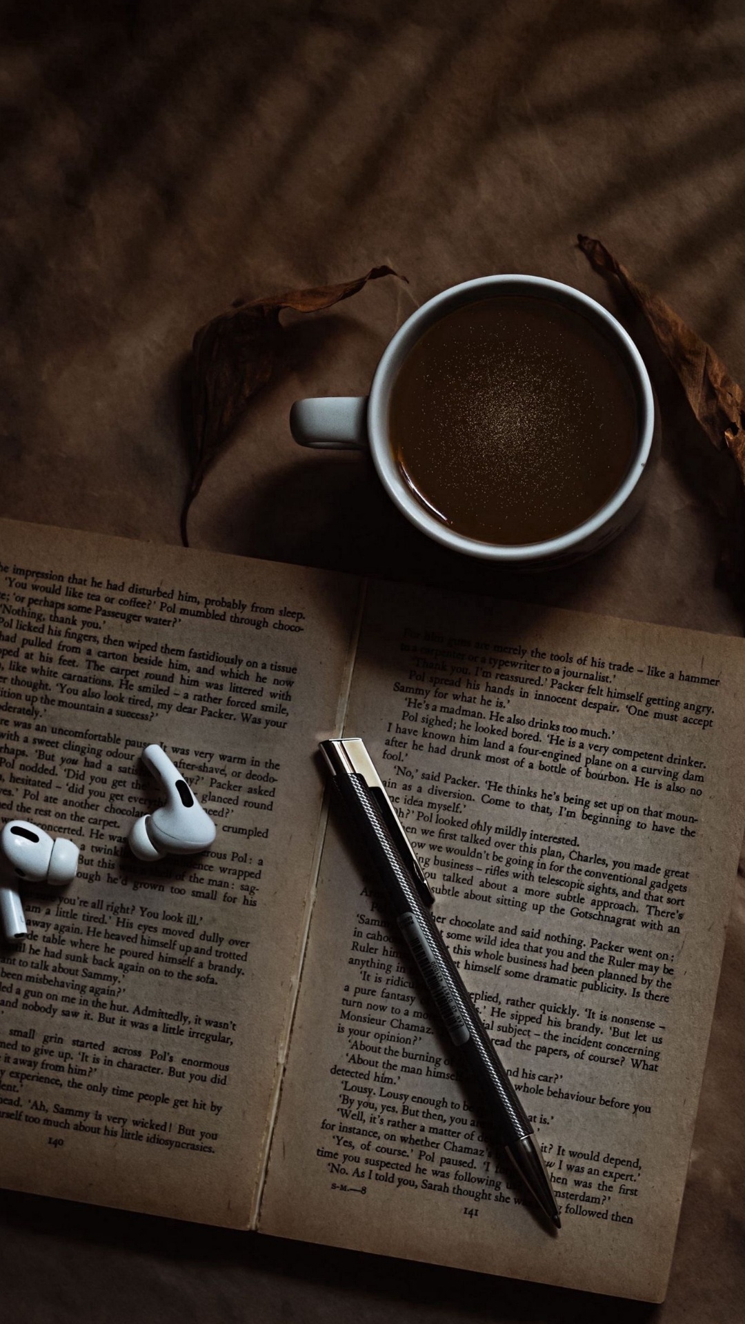 Обои книга, коричневый цвет, кофейная чашка, кофе, Java кофе в разрешении 1080x1920