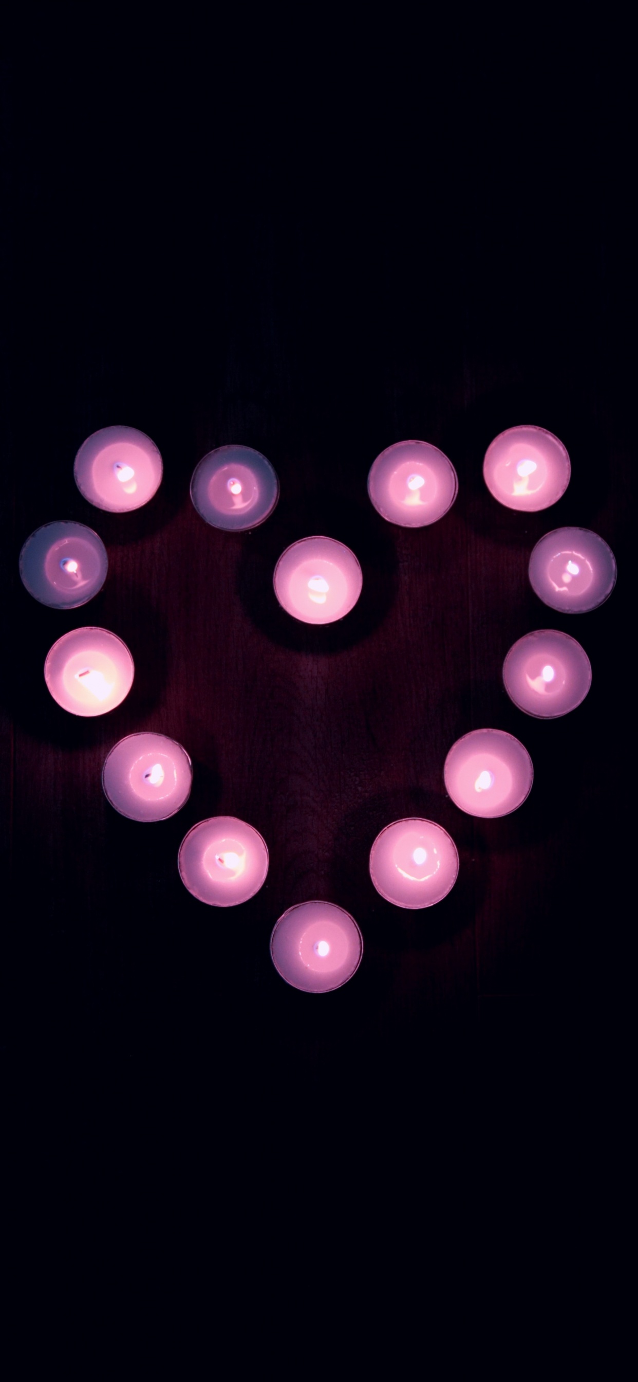 Обои сердце, розовый, пурпур, свет, пурпурный цвет в разрешении 1242x2688