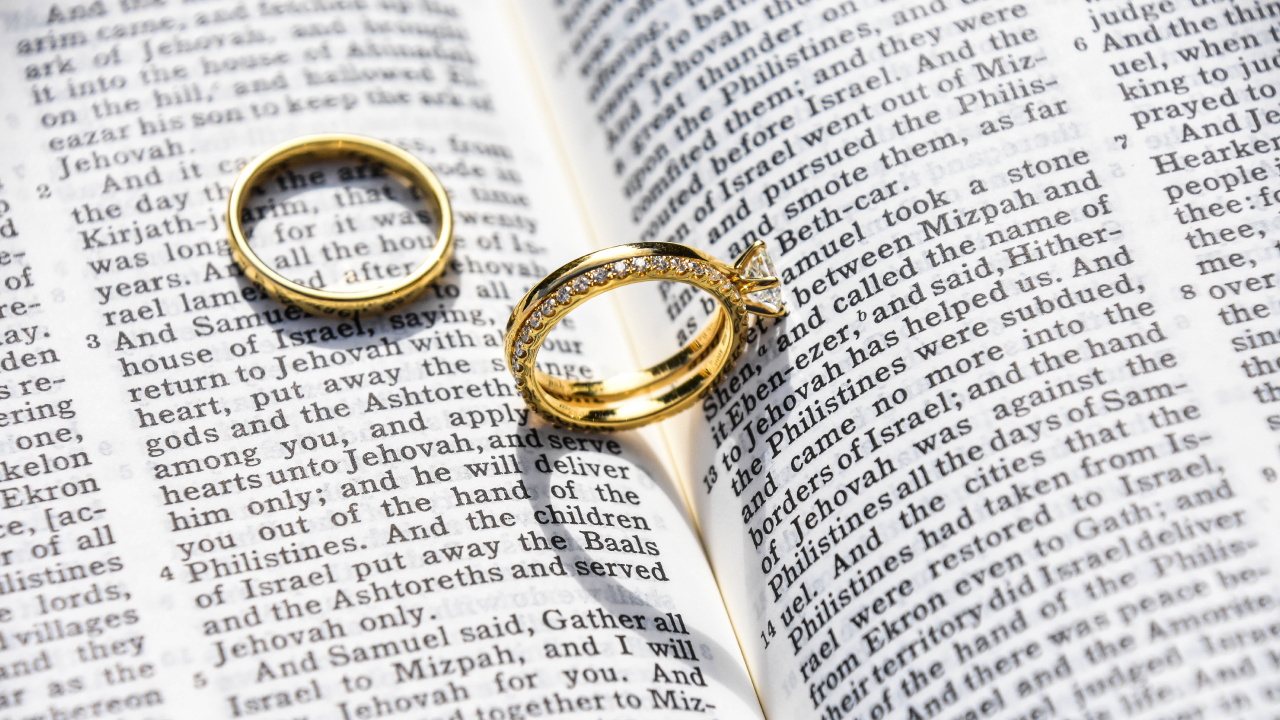 Обои обручальное кольцо, кольцо, свадьба, ювелирные изделия, модный аксессуар в разрешении 1280x720