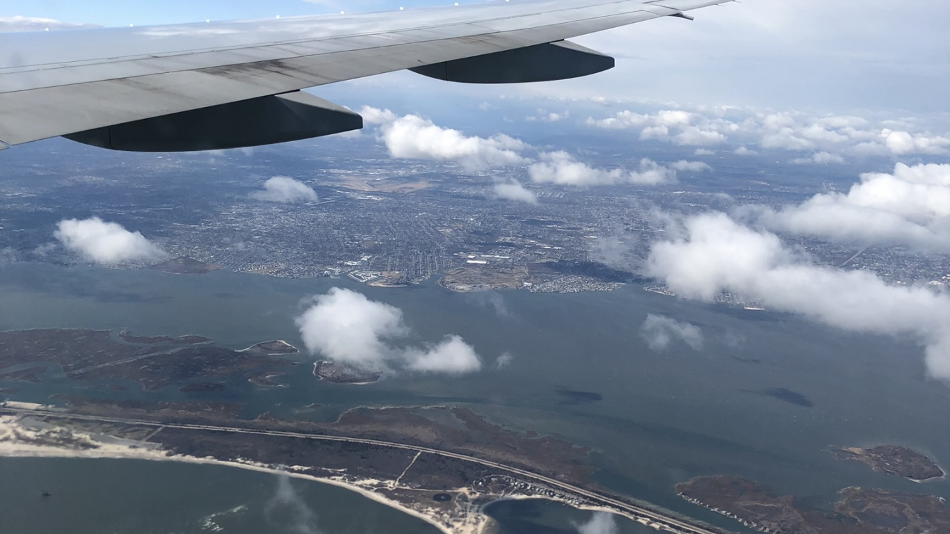 Обои полет, самолет, гидроресурсы, вода, облако в разрешении 1366x768