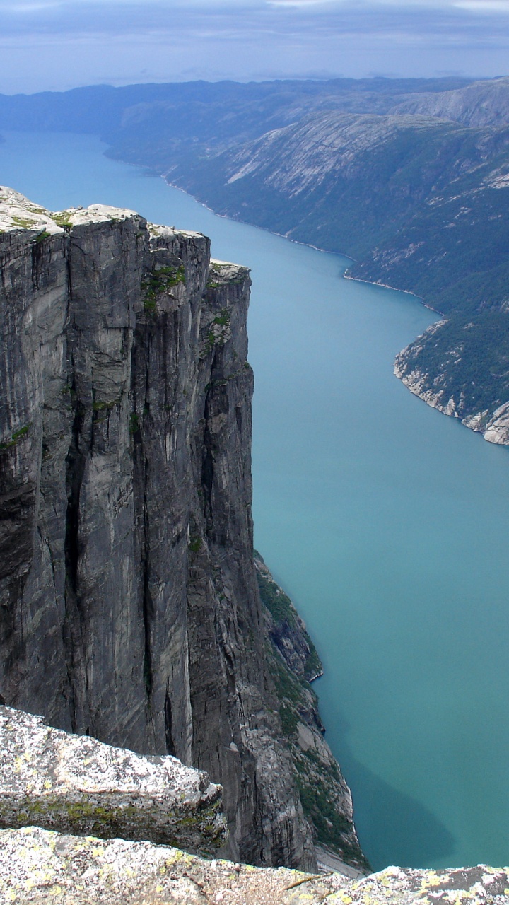 Обои кьераг, люсе, фьорд, ставангер, обрыв в разрешении 720x1280