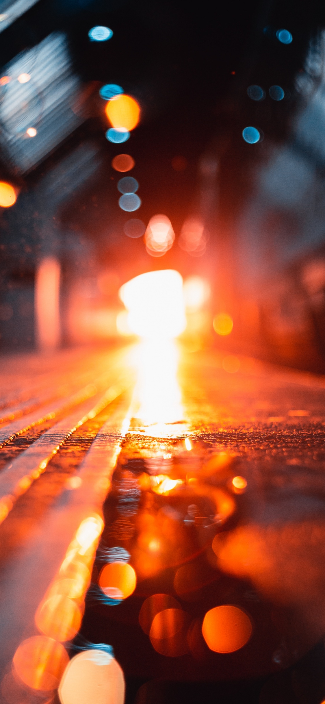 Обои свет, сияние, Апельсин, ночь, блик в разрешении 1125x2436