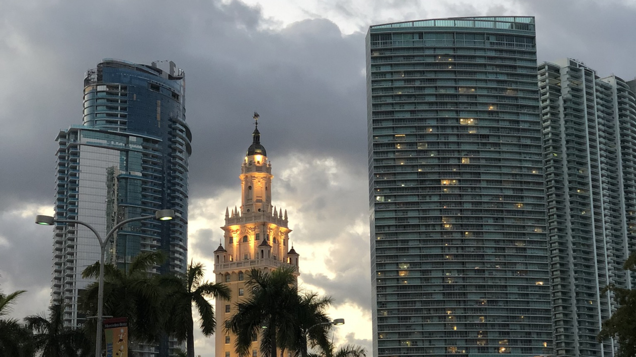 Обои Майами, Король, дорога, башня, инфраструктура в разрешении 1280x720