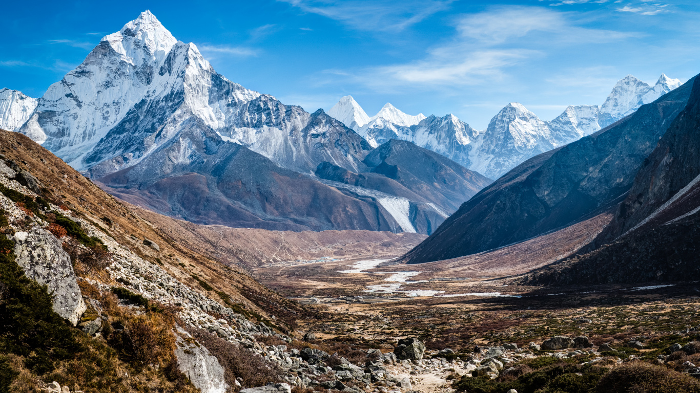 Обои гора Эверест, гора, горный хребет, Канченджанга, Ама-Даблам в разрешении 1366x768