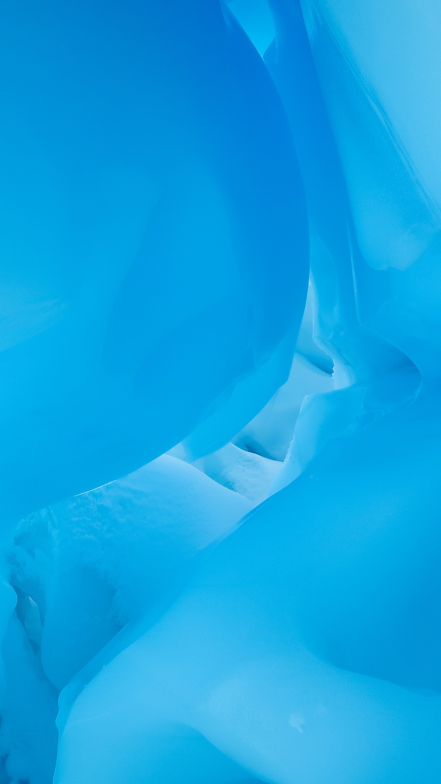Обои синий, Аква, ледяная пещера, вода, бирюза в разрешении 1440x2560