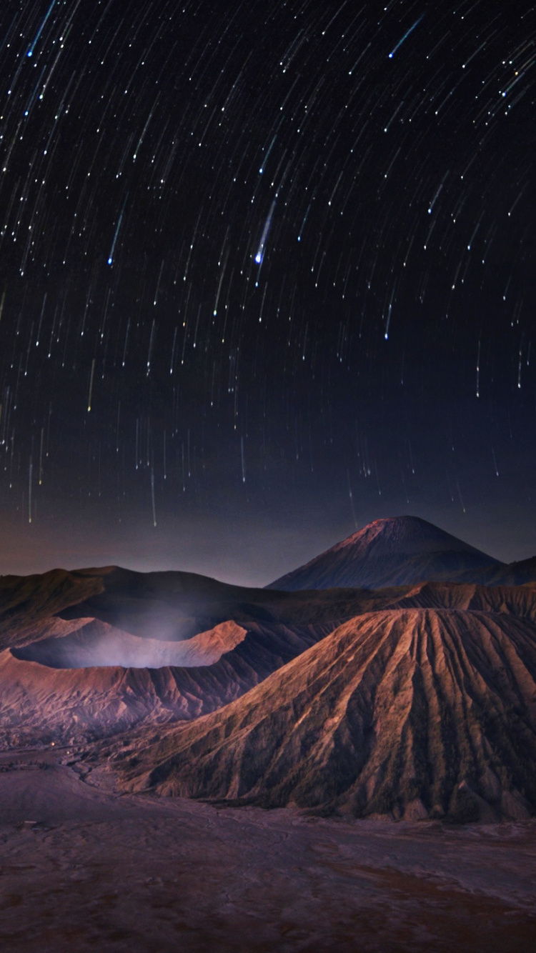 Обои природа, ночь, атмосфера, звезда, падающая звезда в разрешении 750x1334
