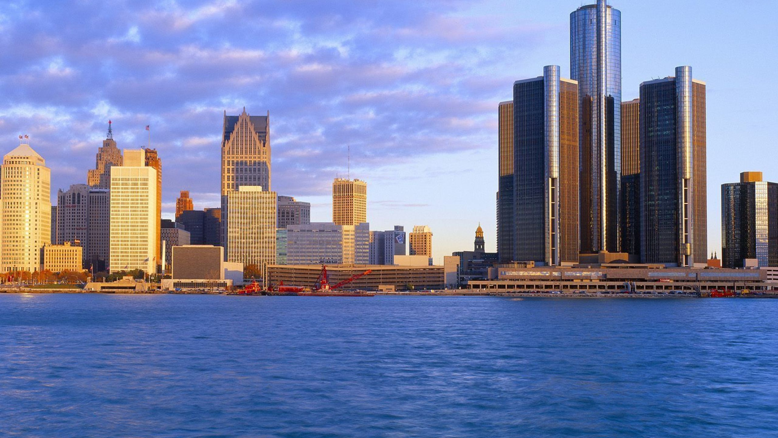 Обои город, линия горизонта, городской пейзаж, дневное время, небоскреб в разрешении 2560x1440