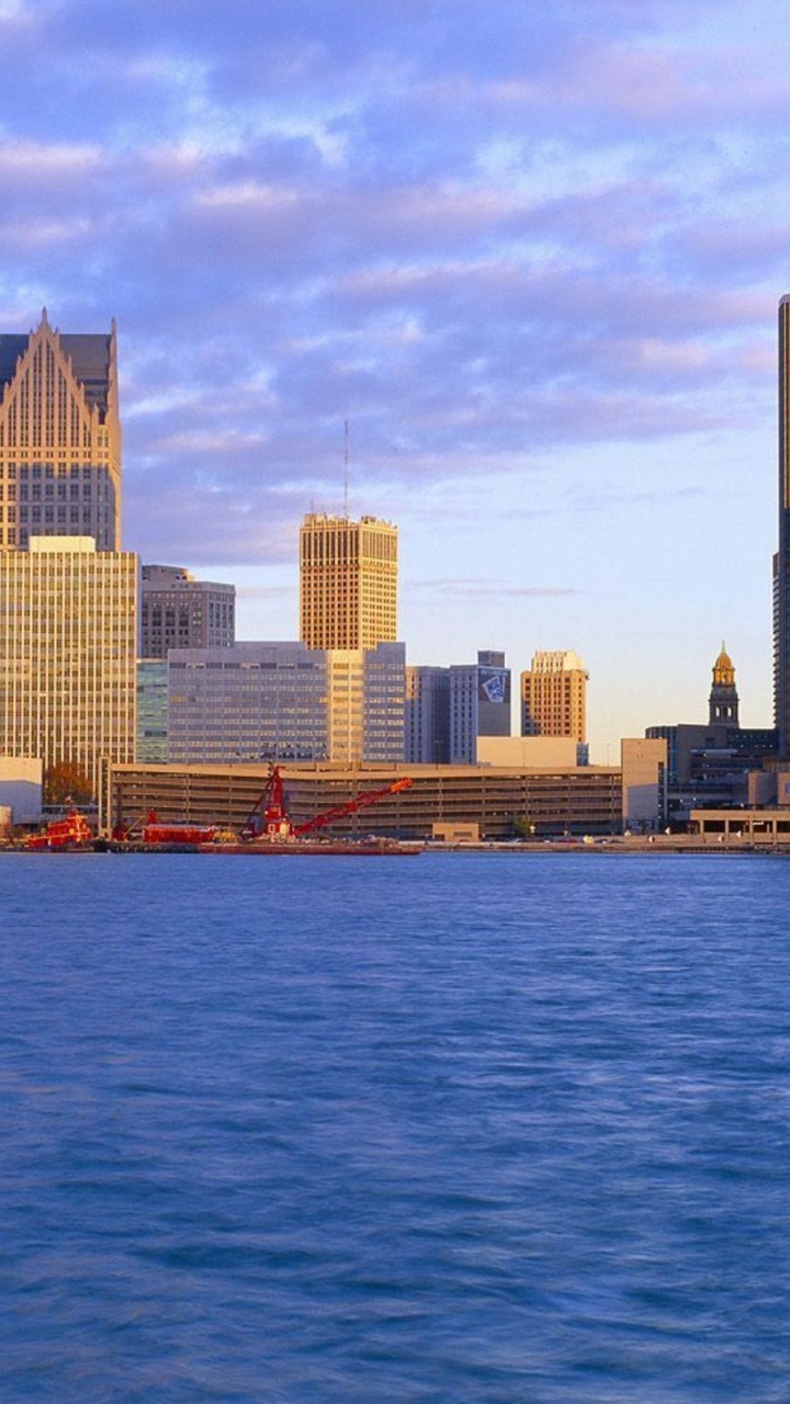 Обои город, линия горизонта, городской пейзаж, дневное время, небоскреб в разрешении 720x1280