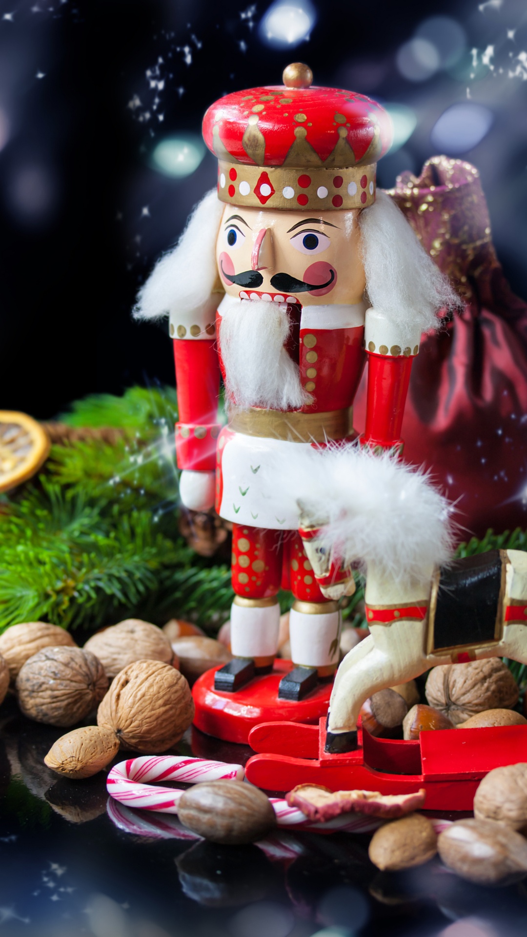 Обои Рождественский день, Щелкунчик, праздник, Рождество, Рождественские украшения в разрешении 1080x1920