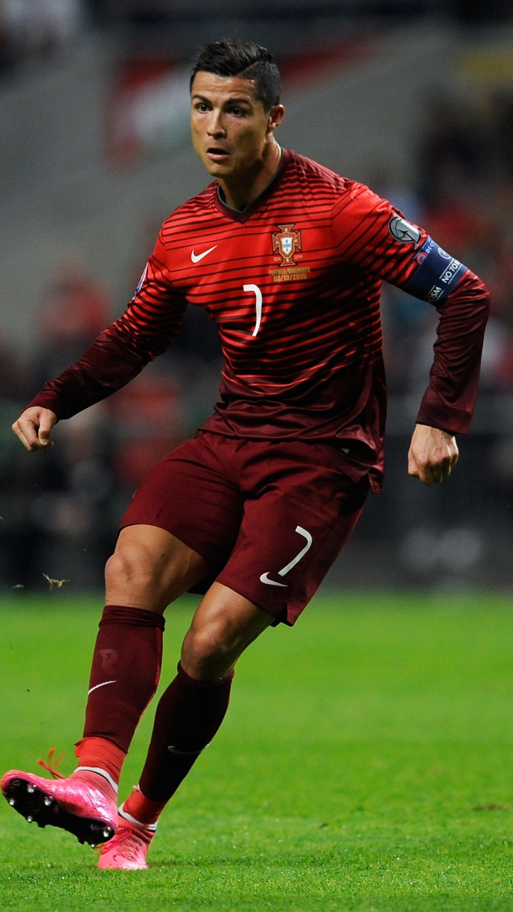 Обои Кристиано Роналдо, Ювентус ФК, Реал С Ф, игрок, занятие спортом в разрешении 720x1280