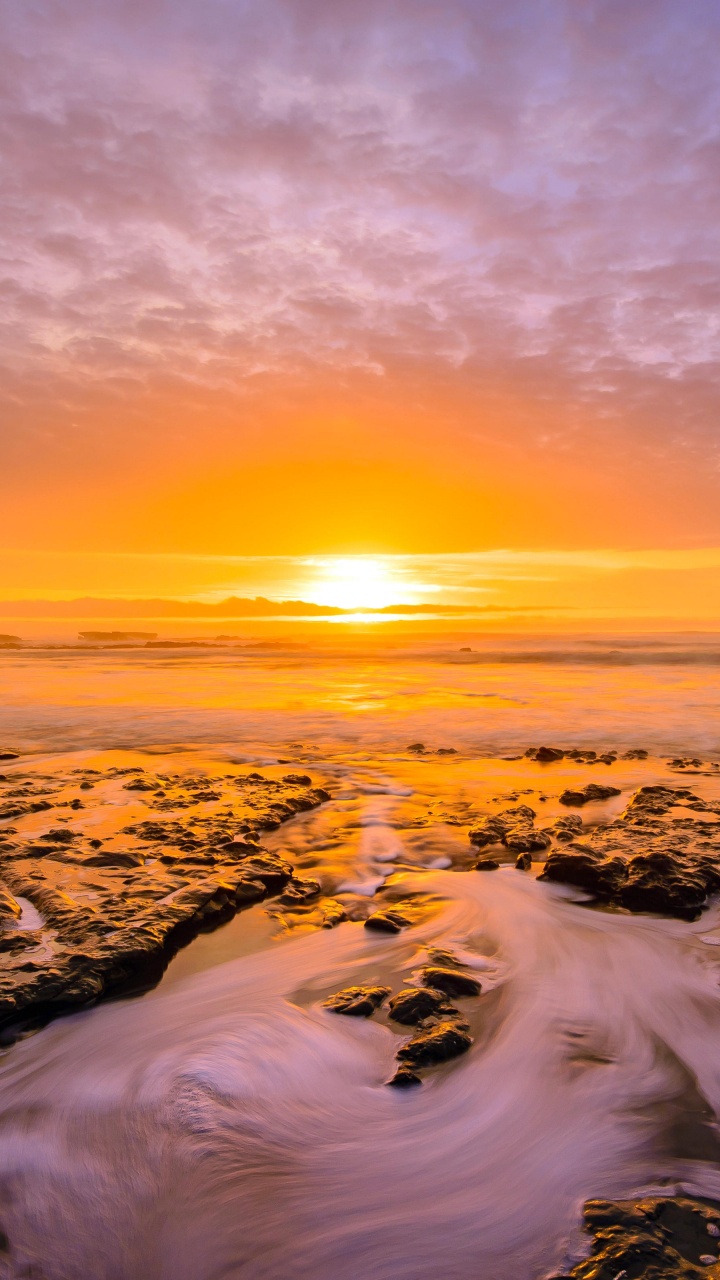 Обои утро, закат, горизонт, море, восход солнца в разрешении 720x1280